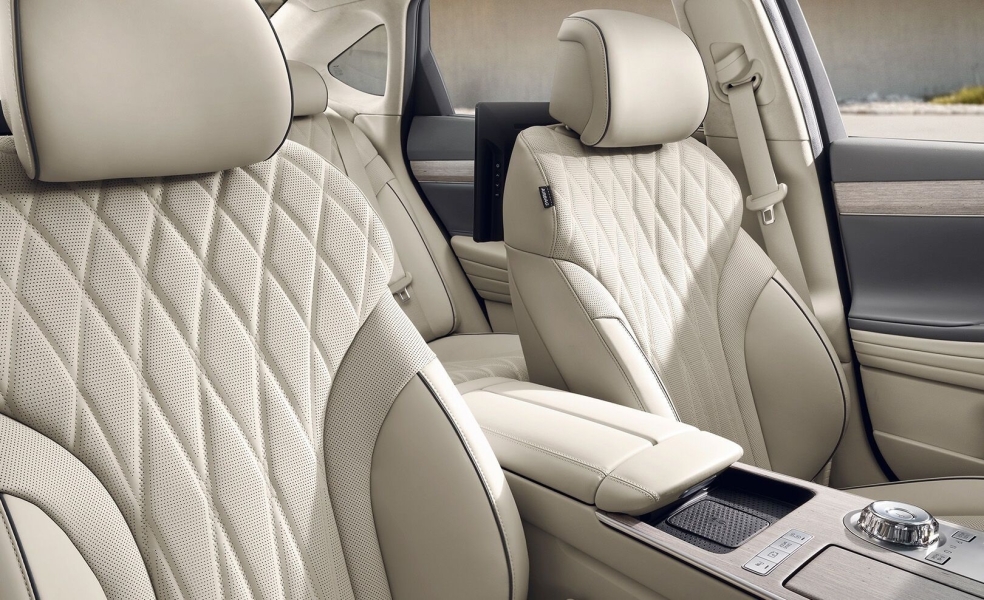 Hyundai G80, Ergo Motion алдыңғы орындықтары