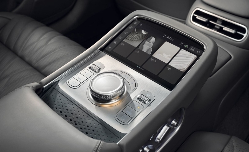 Hyundai G90, 8 дюймдік сенсорлық экран (ATS)